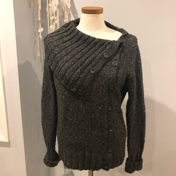BCBGMaxAzria Sweaters - BCBGMaxAzria grey asymmetrical button sweater